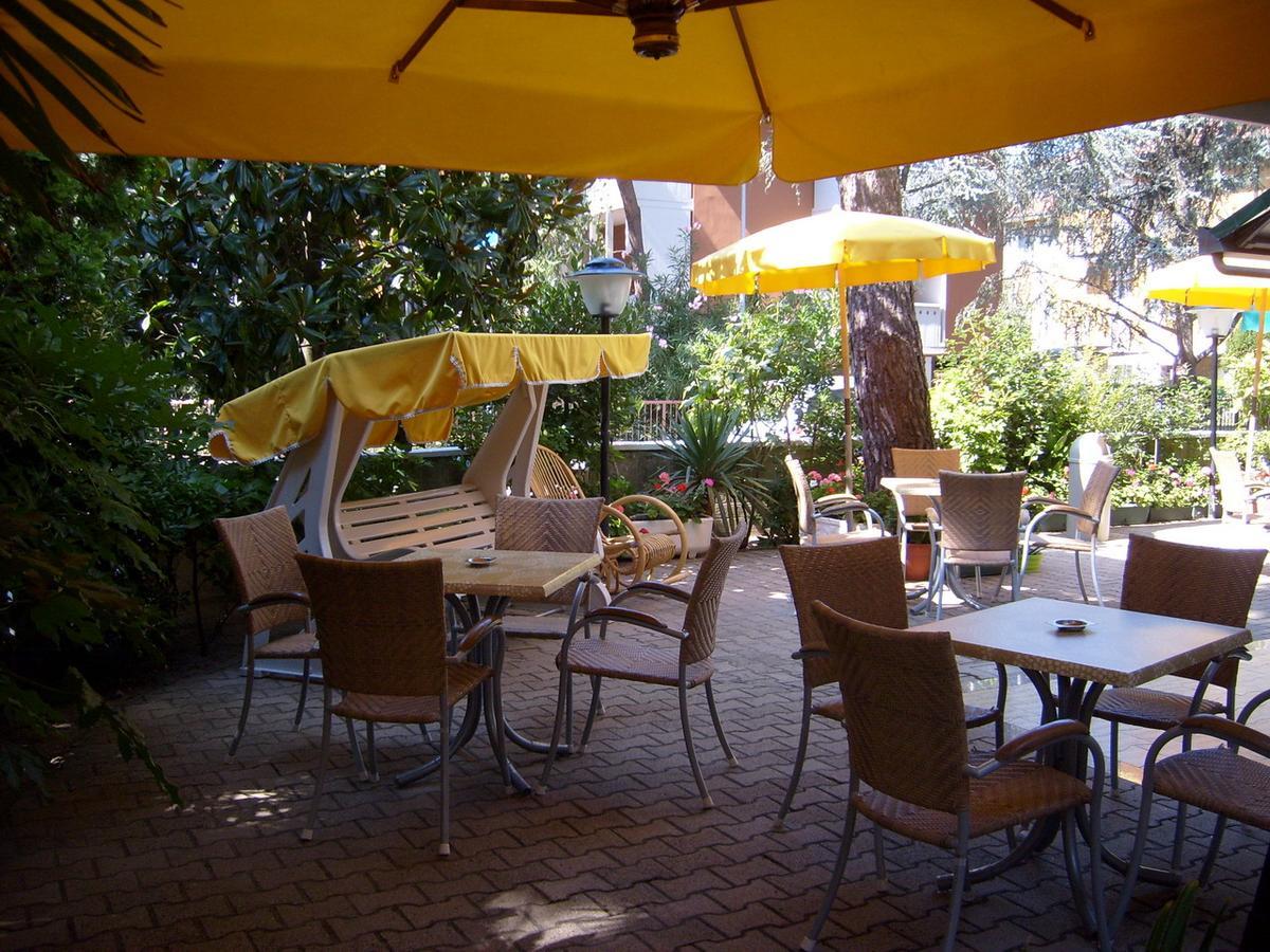 Hotel Giunchi Cervia Exterior foto